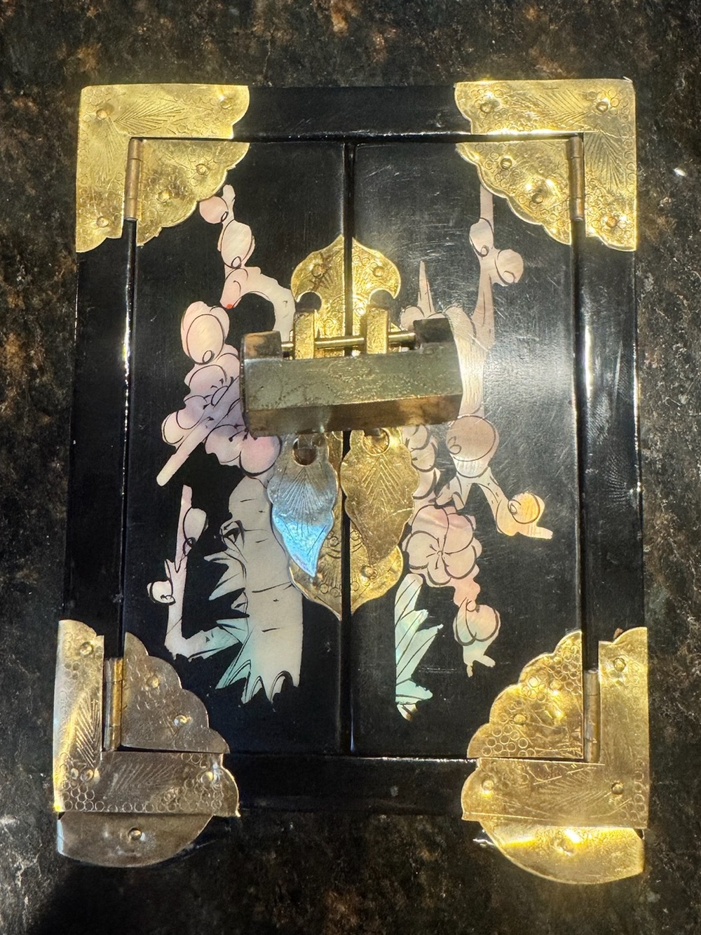 Vintage Chinese black lacquer mother of pearl shell inlay jewelry box